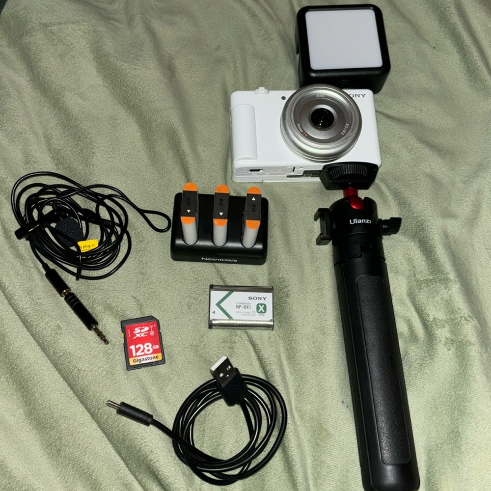 Sony ZV-1F Camera Bundle